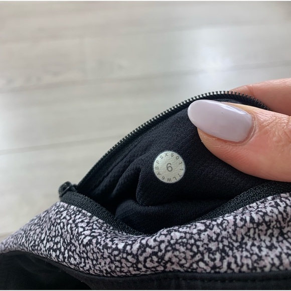 Lululemon Pace Rival Crop Leggings (22") Sea Spray Alpine White Dark Chrome/ Blk - Picture 10 of 16